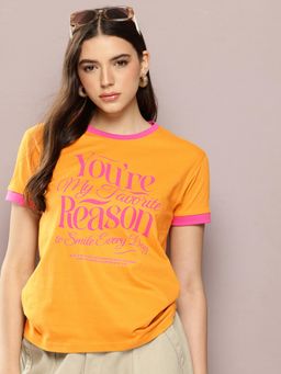 DILLINGER - Womens Short Sleeve Boxy Regular Typography T-shirt - Yellow