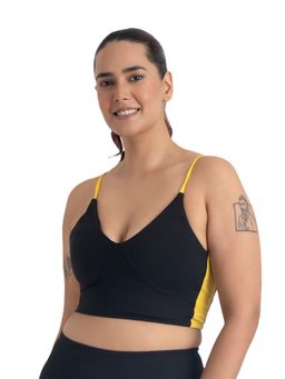 Hunnit - Epic Pop Medium Coverage Lightly Padded V Neck Sport Bra for Women