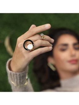 VARNIKA ARORA - White Ikaia Ring