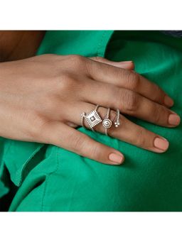 Shaya by CaratLane - Enchantment Ring in Oxidised 925 Silver