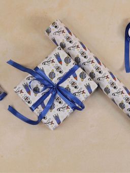 The Big Trove - Cosmic Gift Wrapping Paper: Space & Astronaut Designs 5 Sheets