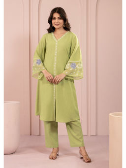 Autumnlane - Purna Kelly Embroidery Kurta with Pant (Set of 2)