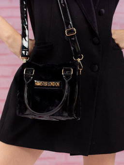 Hamster London - Fur Baby Sling Bag Black (M)