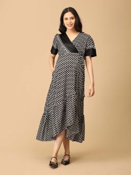 The Mom Store - Monochrome Tiered Maternity Wrap Dress