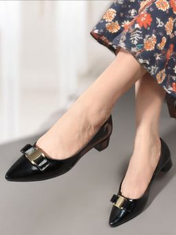 Carlton London - Black Solid Casual Pointed Toe Women's Pumps