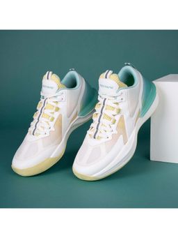 Red Tape - Men Colorblocked White Lifestyle Basketball Shoes