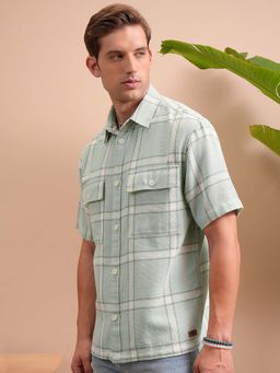 LOCOMOTIVE - Men Green Mocklino Dobby Checks Shirt