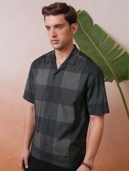 LOCOMOTIVE - Men Black Melange Checks Collar Shirt