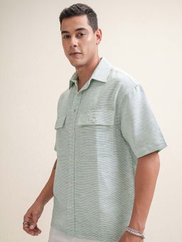 LOCOMOTIVE - Men Light Green Dobby Textured Oversized Shirt