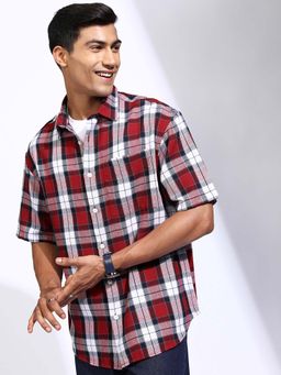 LOCOMOTIVE - Men Red Dobby Checks Relaxed Fit Shirt