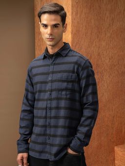LOCOMOTIVE - Men Navy Blue Relaxed Fit Dobby Stripes Shirt