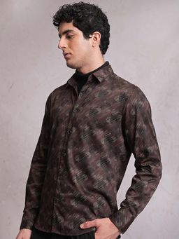 LOCOMOTIVE - Men Brown Printed Slim Fit Party Shirt