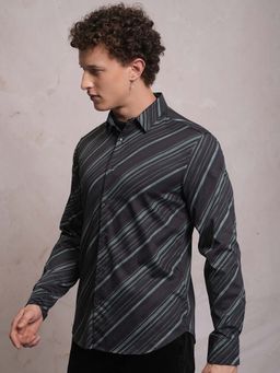 LOCOMOTIVE - Men Black Cotton Stripes Printed Shirt