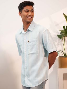 LOCOMOTIVE - Men Light Blue Dobby Textured Half Sleeves Shirt