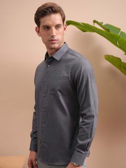 LOCOMOTIVE - Men Grey Horizontal Stripes Slim Fit Shirt