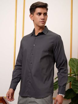 LOCOMOTIVE - Men Dark Grey Solid Formal Shirt