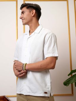 LOCOMOTIVE - Men Off White and Green Stripes Collar Relaxed Fit Shirt
