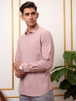 LOCOMOTIVE - Men Pink Solid Formal Shirt