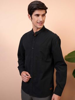 LOCOMOTIVE - Men Black Mandarin Collar Relaxed Fit Shirt
