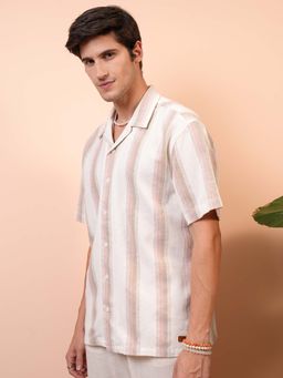 LOCOMOTIVE - Men Cream Dobby Stripes Collar Relaxed Fit Shirt