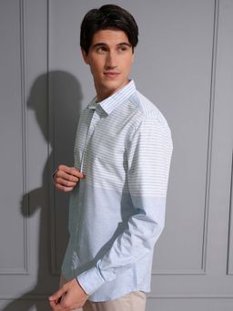 LOCOMOTIVE - Men Blue Horizontal Stripes Causal Shirt