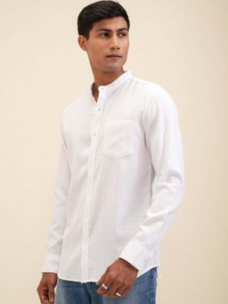 LOCOMOTIVE - Men White Dobby Textured Mandarin Collar Casual Shirt