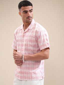 LOCOMOTIVE - Men Pink Dobby Checks Collar Relaxed Fit Shirt