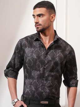 LOCOMOTIVE - Men Black and Grey Printed Slim Fit Party Shirt