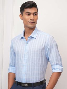 LOCOMOTIVE - Men Blue Checks Slim Fit Shirt