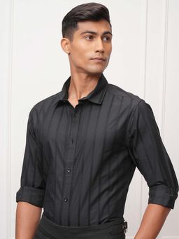 LOCOMOTIVE - Men Black Stripes Slim Fit Shirt