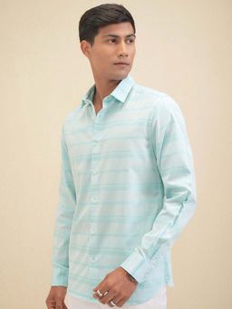 LOCOMOTIVE - Men Blue Jacquard Stripes Full Sleeves Shirt