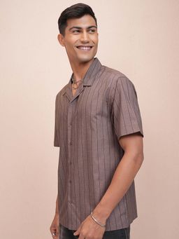 LOCOMOTIVE - Men Brown Stripes Collar Relaxed Fit Shirt