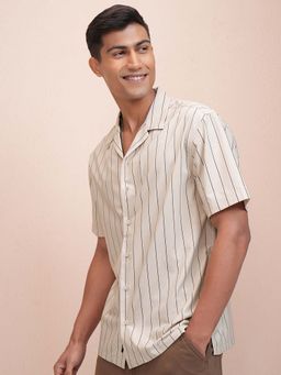 LOCOMOTIVE - Men Beige Stripes Collar Relaxed Fit Shirt
