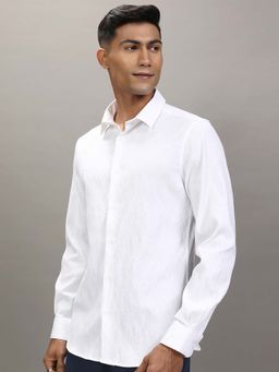 LOCOMOTIVE - Men White Floral Self Design Party Shirt
