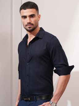 LOCOMOTIVE - Men Navy Blue Solid Formal Shirt