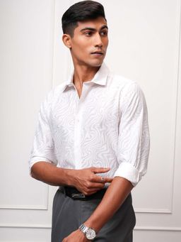 LOCOMOTIVE - Men White Burnout Jacquard Self Design Shirt