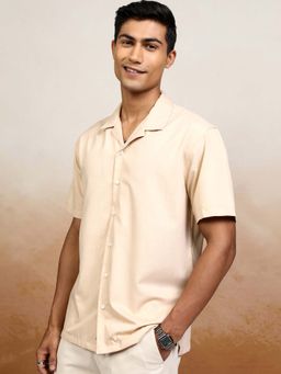 LOCOMOTIVE - Men Beige Solid Collar Relaxed Fit Shirt