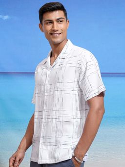 LOCOMOTIVE - Men White Jacquard Textured Collar Relaxed Fit Shirt