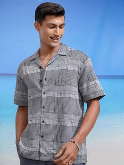 LOCOMOTIVE - Men Grey Jacquard Textured Collar Relaxed Fit Shirt