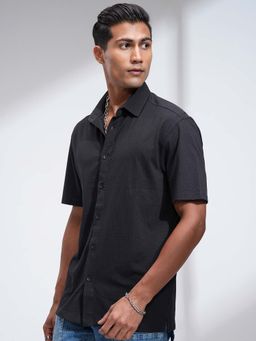 LOCOMOTIVE - Men Black Knit Textured Relaxed Fit Shirt