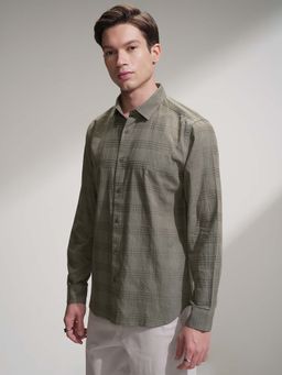 LOCOMOTIVE - Men Olive Dobby Textured Checks Shirt