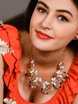 Odette - Multicolour Elegant Pendant Necklace
