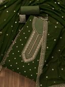 Green color option, Sold out, Currently selected