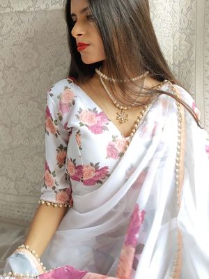 Aspora Women's Light Orange Saree Poly Georgette Floral Printed Saree With Blouse Piece (SR-BL-O2-LightOrange)
