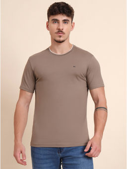 JadeBlue - Men Brown Solid T-Shirt