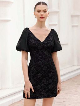 Outzidr - Black Puff Sleeve V-Neck Dress