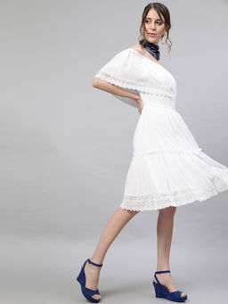 STREET 9 - White Lace Dress