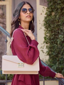 Kazo - Off White Oma Shoulder Bag (M)