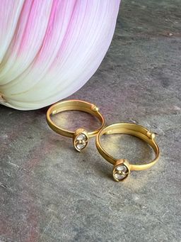 Amaltaas - Polki Toe Ring (Set of 2)