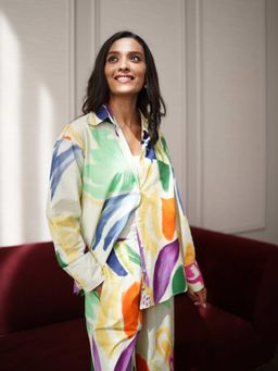 Beyond Tara - Lilly Bloom Oversized Shirt